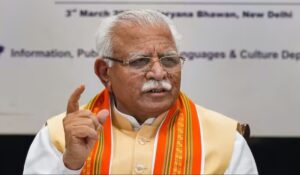 Read more about the article Haryana News: ‘टेंट में न खाना मिलेगा, न ही बाहर चप्पलें’; पूर्व मुख्यमंत्री Manohar Lal ने Congress पर ताना मारा