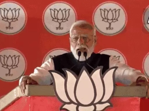 You are currently viewing लालू ने बिहार को 2 ही चीजें दीं- पहला जंगलराज और दूसरा भ्रष्टाचार : पीएम मोदी