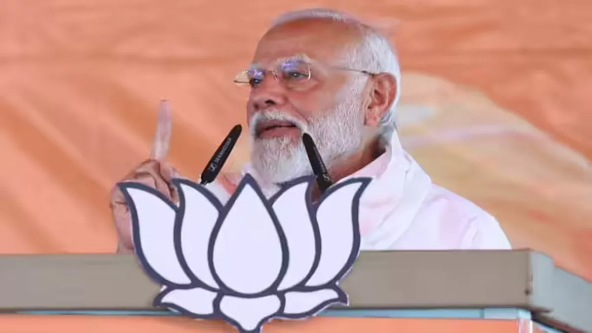 Read more about the article तब स्कूल बैग से जाते थे पैसे, अब ट्रक से आते हैं : PM मोदी