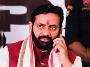 Read more about the article Haryana : ‘गुड मॉर्निंग’ की जगह अब ‘जय हिंद’ बोलेंगे स्कूली बच्चे, हरियाणा सरकार के इस फैसले का कथावाचक धीरेन्द्र शास्त्री ने की तारीफ़ ….