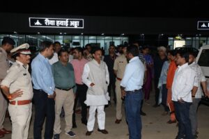 Read more about the article 21 अक्टूबर को प्रधानमंत्री नरेन्द्र मोदी वर्चुअली करेंगे रीवा एयरपोर्ट का लोकार्पण, उप मुख्यमंत्री राजेन्द्र शुक्ल ने तैयारियों का लिया जायजा