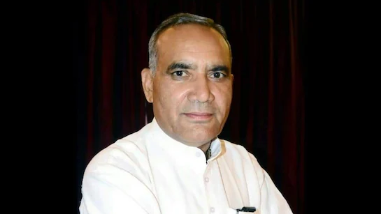 You are currently viewing मंत्री रामनिवास रावत का इस्तीफा! अब मुख्यमंत्री डॉ. मोहन यादव के पास पहुँचा वन मंत्री का प्रभार, मंत्री पद की रेस में कई नेता शामिल