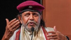 Read more about the article मिथुन चक्रवर्ती पर अवैध निर्माण का आरोप: BMC ने भेजा लीगल नोटिस, मिथुन बोले- आरोप बेबुनियाद!