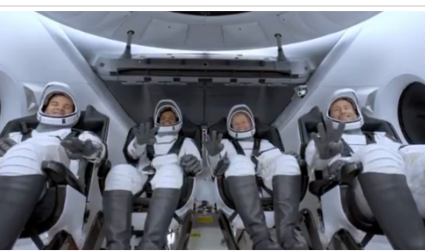 You are currently viewing “नमस्ते फ्रॉम स्पेस”: शुभांशु शुक्ला ने रचा इतिहास, अंतरिक्ष से भारत को भेजा भावुक संदेश!