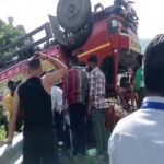 उत्तराखंड में भीषण हादसा: गंगोत्री जा रहे कांवड़ियों का ट्रक पलटा, 3 की मौत, 14 घायल!