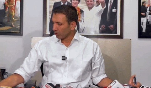 Read more about the article लाड़ली बहनों पर बयान से राजनीति गरमाई, जीतू पटवारी बोले – “MP की महिलाएं सबसे ज्यादा शराब पीती हैं”; CM बोले-  पटवारी ने आधी आबादी का किया अपमान, माफ़ी मांगे!