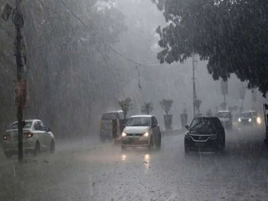 You are currently viewing अगस्त की शुरुआत में बदला मध्य प्रदेश का मौसम: ग्वालियर-चंबल में भारी बारिश का अलर्ट, इंदौर-भोपाल में धूप और उमस बढ़ने के आसार; रक्षाबंधन पर रहेगा साफ मौसम!