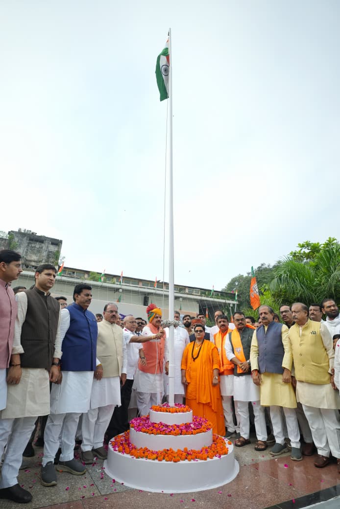 Read more about the article भोपाल लाल परेड ग्राउंड में 79वां स्वतंत्रता दिवस, CM मोहन यादव ने किया ध्वजारोहण और परेड निरीक्षण, प्रदेशवासियों को दी शुभकामनाएं; ऑपरेशन सिंदूर का जिक्र कर बोले— “जो जैसा, उसके साथ वैसा ही”