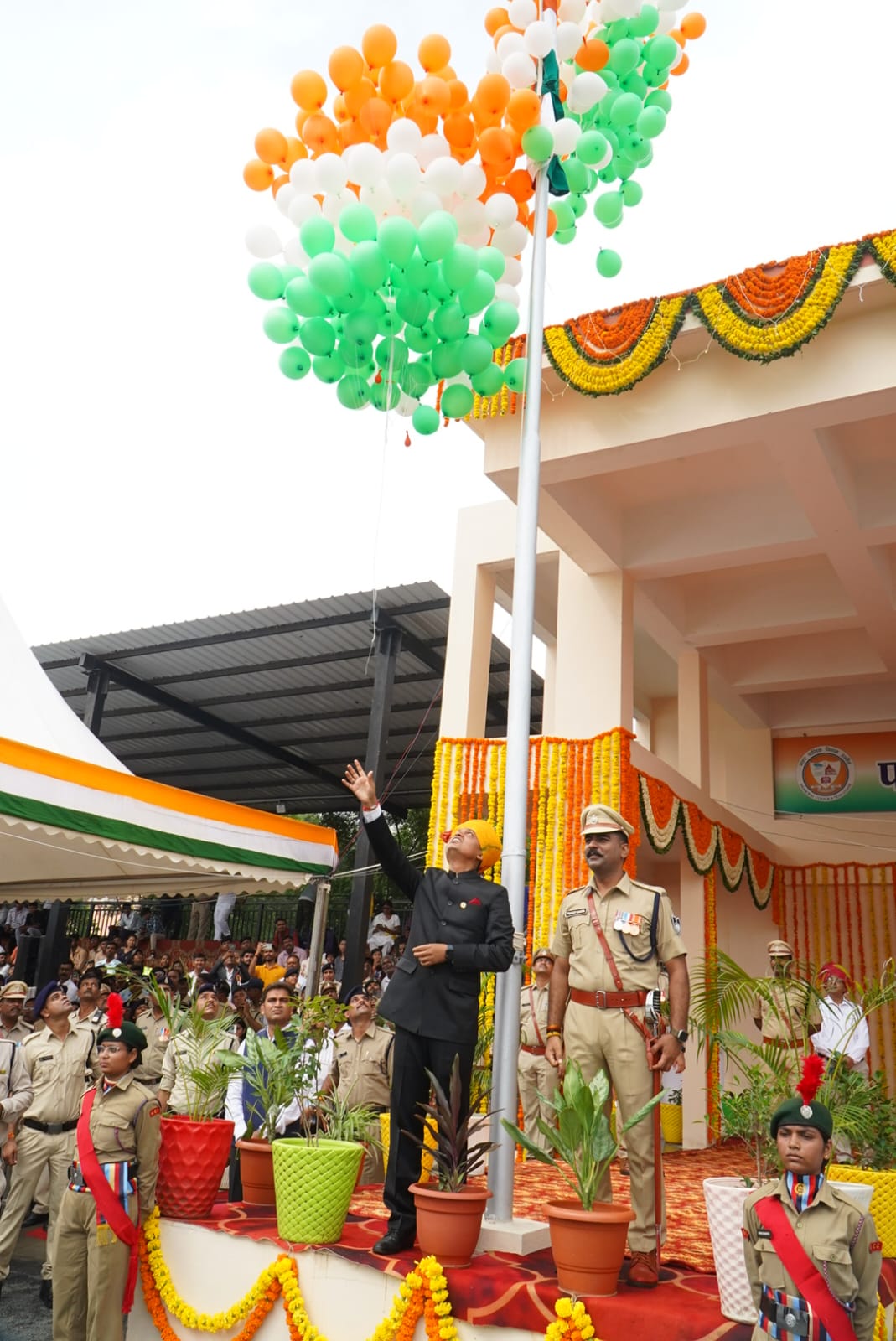 You are currently viewing “79वाँ स्वतंत्रता दिवस”आत्मनिर्भर और विकसित भारत बनाएंगे : मुख्यमंत्री डॉ. यादव