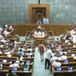 बिहार SIR विवाद पर संसद में फिर हंगामा, लोकसभा-राज्यसभा बार-बार हुई स्थगित; राहुल गांधी का आरोप— वोटर लिस्ट में अनलिमिटेड गड़बड़ियां, पिक्चर अभी बाकी है!