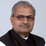 रीवा में गरमाई राजनीति: रीवा में गरमाई सियासत: भाजपा सांसद बोले- श्रीनिवास तिवारी फर्जी वोटिंग से जीतते थे चुनाव, कांग्रेस बोली- भाजपा खुद मान रही वोटर लिस्ट में धांधली!