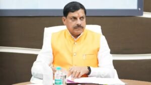 Read more about the article रीवा खाद संकट पर सीएम सख्त, बोले – “कलेक्टर जिले की व्यवस्था नहीं संभाल पाए तो हटाना होगा”; अब तीन दिन पहले किसानों को दी जाएगी सूचना, कहा – अन्नदाताओं को परेशानी नहीं होनी चाहिए!