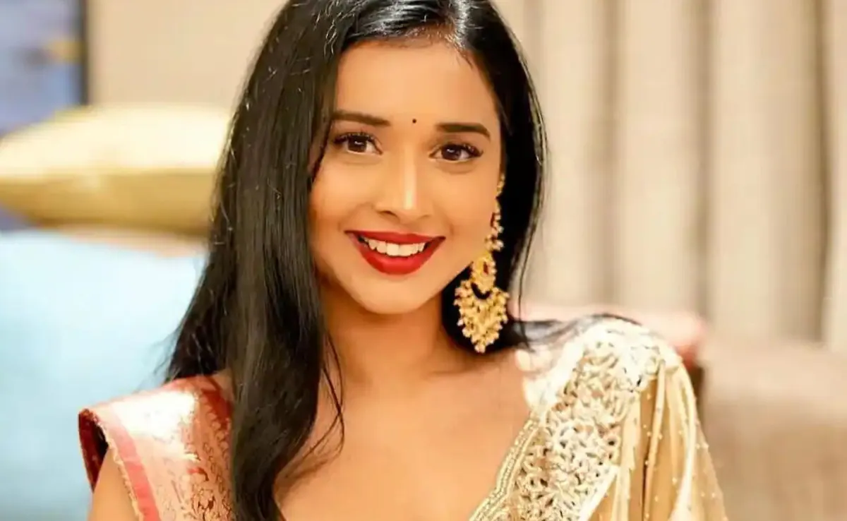 You are currently viewing तान्या मित्तल की लग्जरी लाइफस्टाइल की पोल खुली? बिग बॉस में किए अमीरी के दावे, हकीकत में निकला साधारण घर और छोटा स्टोर; सोशल मीडिया पर ट्रोल्स ने उठाए सवाल!