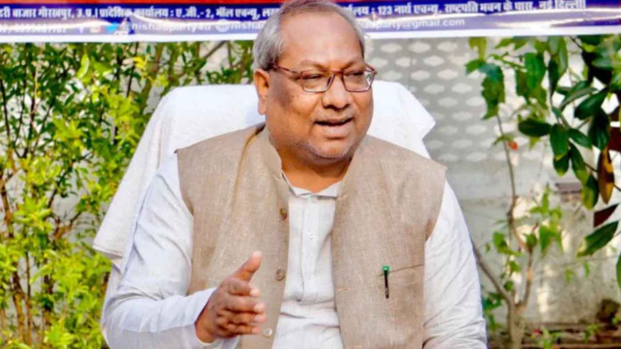 Read more about the article CM नीतीश कुमार के बुर्का विवाद के बीच संजय निषाद के बयान से मचा बवाल, बोले- ‘किसी को बुरा लगा हो तो…’