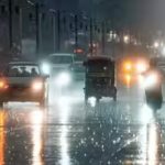 दिल्ली में अगले 4 दिनों तक बारिश के साथ बढ़ेगी ठंड, मौसम विभाग ने जारी किया अलर्ट