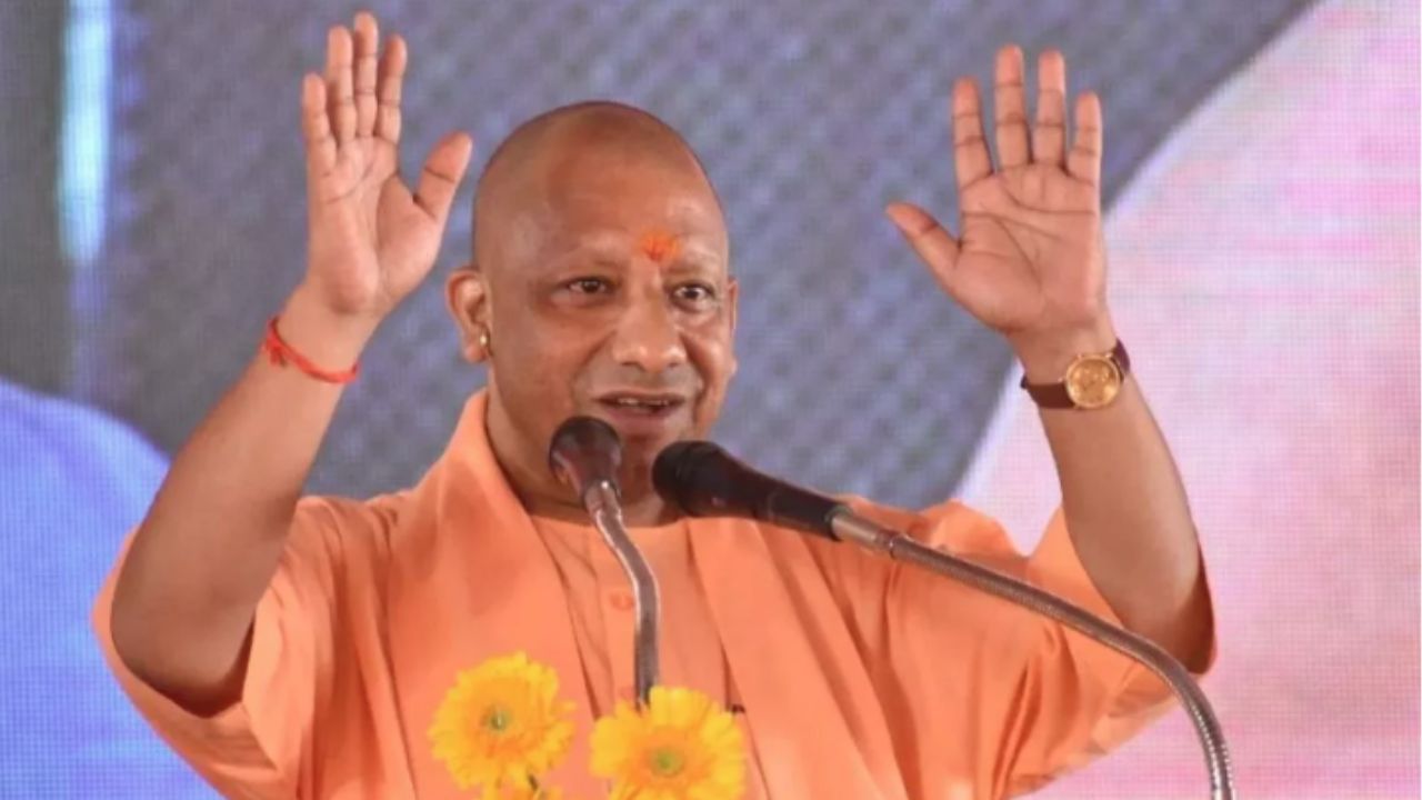 You are currently viewing UP Police Bharti के लिए योगी सरकार का बड़ा ऐलान, उम्र सीमा में 3 साल की छूट