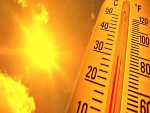 Read more about the article एमपी में गर्मी ने पकड़ी रफ्तार: 5.4° तक चढ़ा पारा, 15 अप्रैल से कमजोर सिस्टम