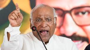 Read more about the article खड़गे के बयान पर बवाल: CM मोहन यादव ने जताई आपत्ति, कहा – खड़गे माफी मांगें