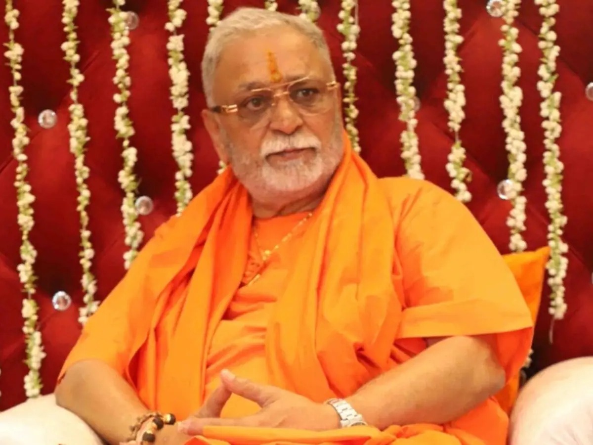 Read more about the article उज्जैन में महामंडलेश्वर सुमनानंद को फिर मिली धमकी, पत्र में गंभीर अंजाम भुगतने की चेतावनी