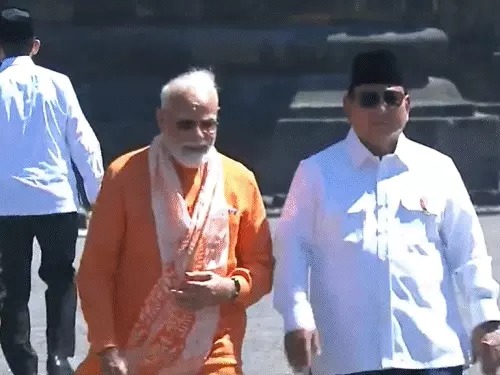 इंडोनेशिया के ऐतिहासिक प्रम्बानन मंदिर पहुंचे पीएम मोदी, शिव से जुड़ाव का किया जिक्र; भारत-इंडोनेशिया के बीच बड़ा रक्षा समझौता
