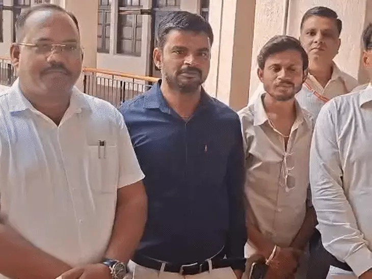 You are currently viewing एमपी में पटवारियों को राहत: अब बिना प्रारंभिक जांच दर्ज नहीं होगी एफआईआर, कलेक्टरों को जारी हुए नए निर्देश